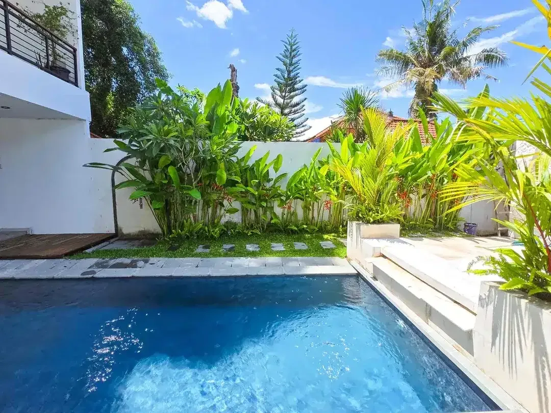 FOR SALE 

BEAUTIFUL 5BR VILLA IN SANUR - Image 3 of 10