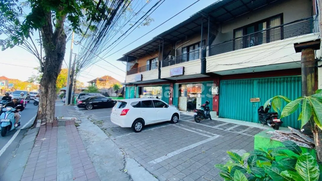 Ruko dan Rumah Dijual 5 Unit di Jalan Raya Sesetan - Image 3 of 4