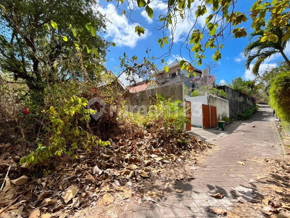 Dijual Tanah Premium Lingkungan Villa Elit di Gunung Payung Jimbaran - Badung - Bali - Image 1 of 4