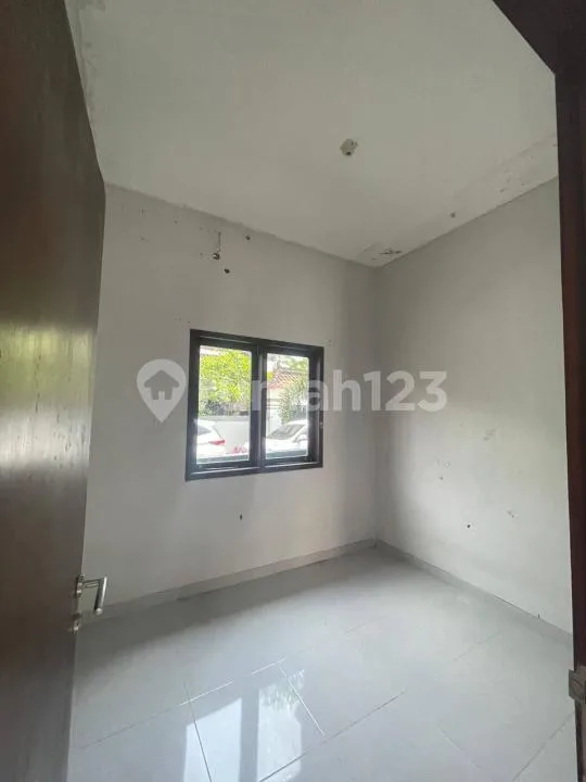 Rumah Strategis Dekat Kantor Imigrasi Ada 2 Unit di Jimbaran - Image 2 of 4