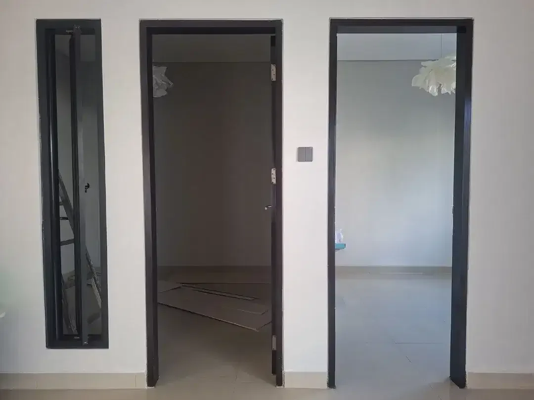 DIJUAL RUMAH 2 LANTAI FULLY FURNISHED SIAP HUNI KEROBOKAN AREA - Image 9 of 10