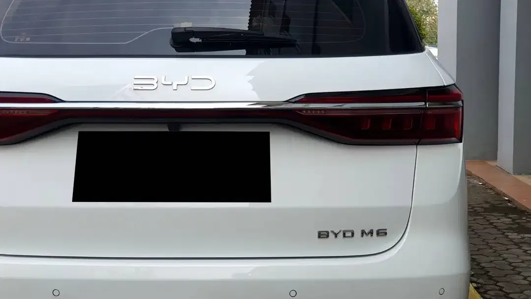 [ KM 23 PERAK ] BYD M6 M 6 Superior Captain 6 Seater EV 2025/2026 - Image 8 of 10