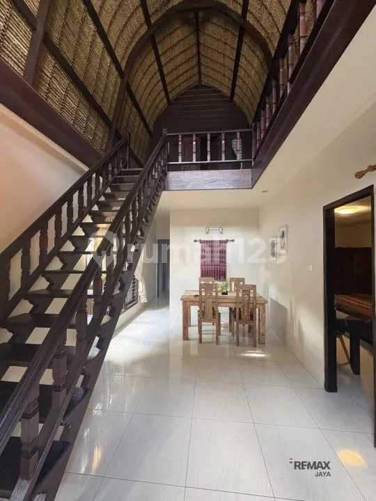 Villa Nyaman 3 Kamar Tidur dengan Private Pool Disewakan di Ungasan - Image 1 of 4