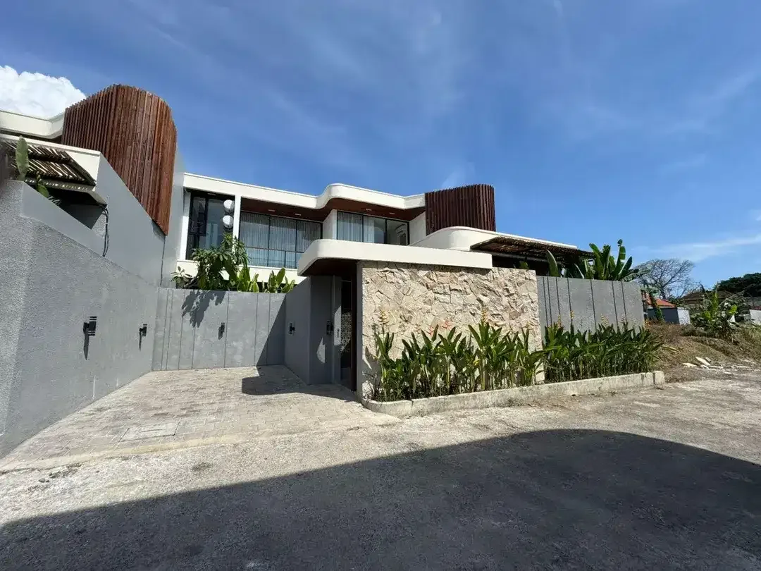 BRAND NEW VILLA MEWAH FULLY FURNISHED DEKAT PANTAI BATU BOLONG CANGGU - Image 8 of 10