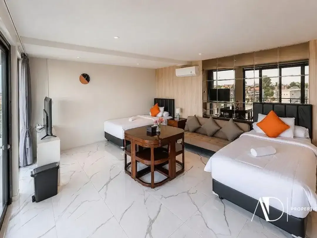 FREEHOLD | LUXURY VILLA WITH PANORAMIC OCEAN VIEWS IN UNGASAN - Image 7 of 10