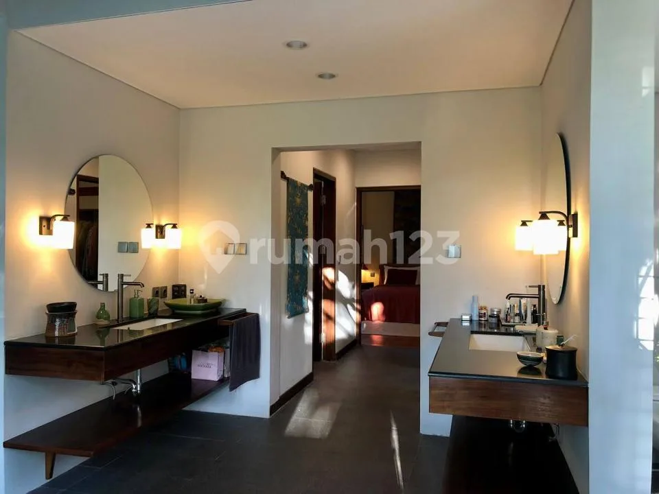 Villa Mewah 5Br SHM Dekat Balangan Jimbaran Badung Bali - Image 4 of 4