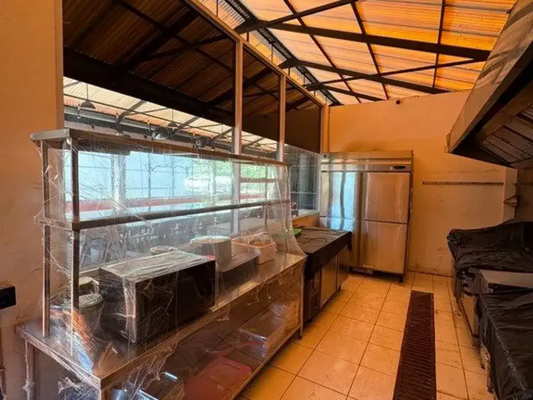 Over Kontrak Ex Restaurant Strategis di Labuan Sait, Uluwatu - Image 4 of 10