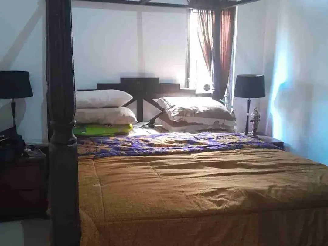 RUMAH BUDUK MINIMALIS LANTAI I KONDISI BAGUS TERAWAT DENGAN 3 KAMAR TIDUR - Image 5 of 7