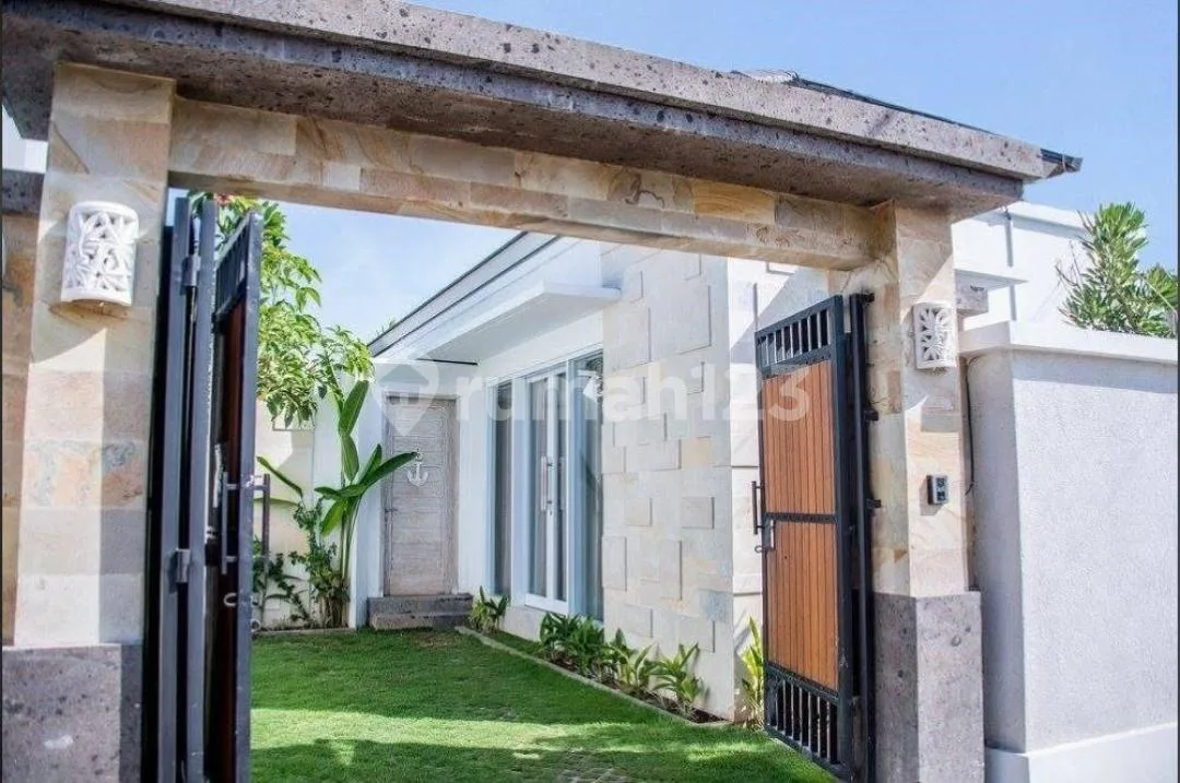 Villa 2Bedroom Furnished di Jalan Tukad Bilok Sanur Denpasar - Image 2 of 4