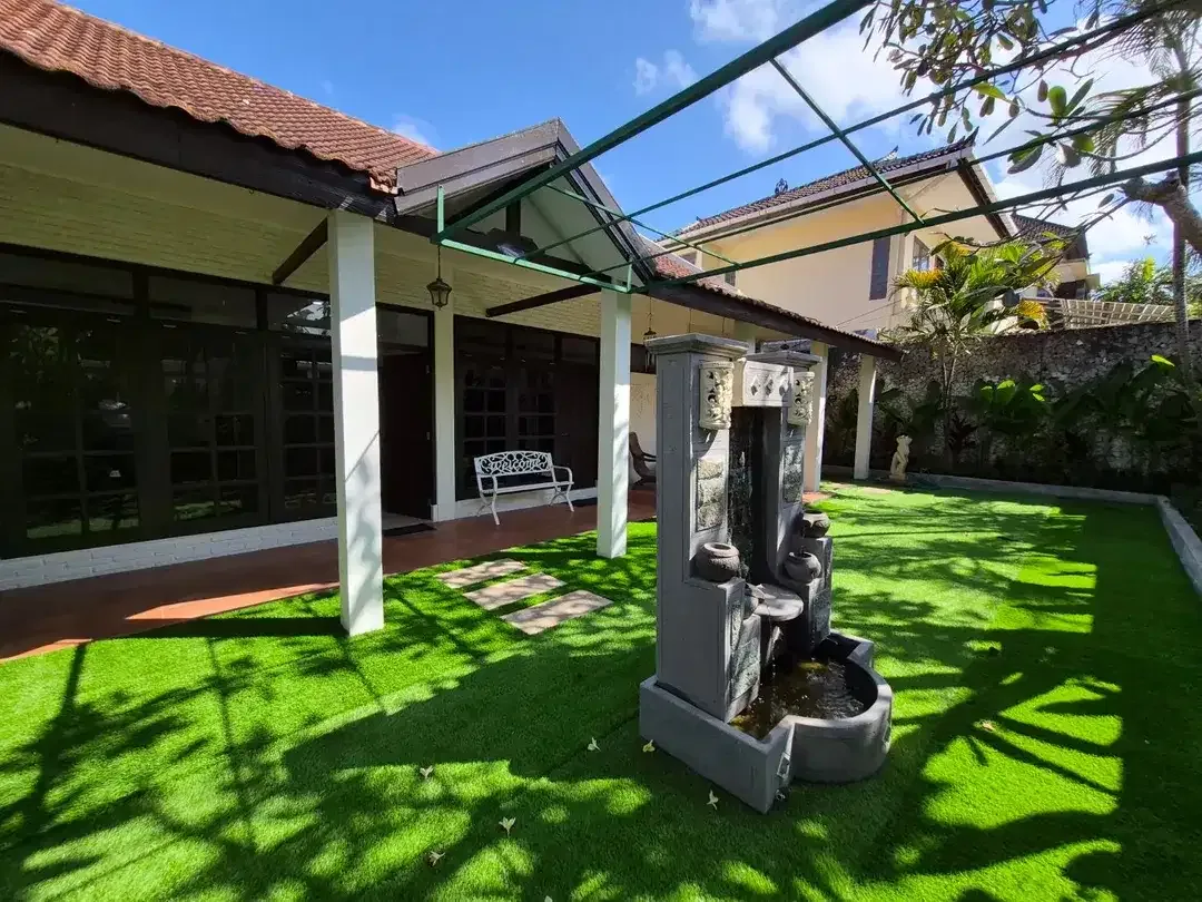 RUMAH MODERN FULL JATI DEKAT AKSES TOL NUSA DUA - Image 2 of 10