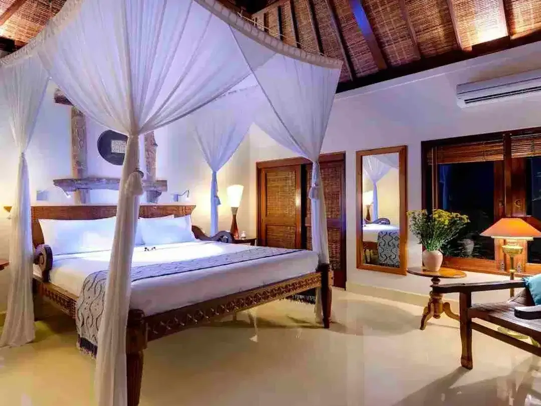 Villa Luxury Walking Distance to Batu Bolong Beach Canggu Bali - Image 6 of 10