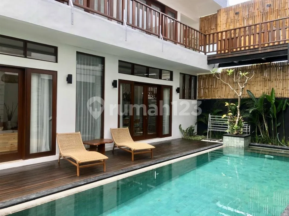 Rare@3 Bedrooms Villa In Berawa I Premium Location - Image 1 of 4