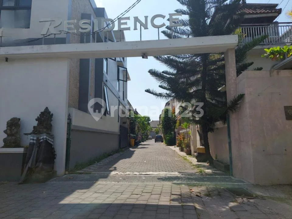 Rent Rumah Cluster One Gate Resident Gatsu Timur Dkt Mall, Dyatmika - Image 2 of 4