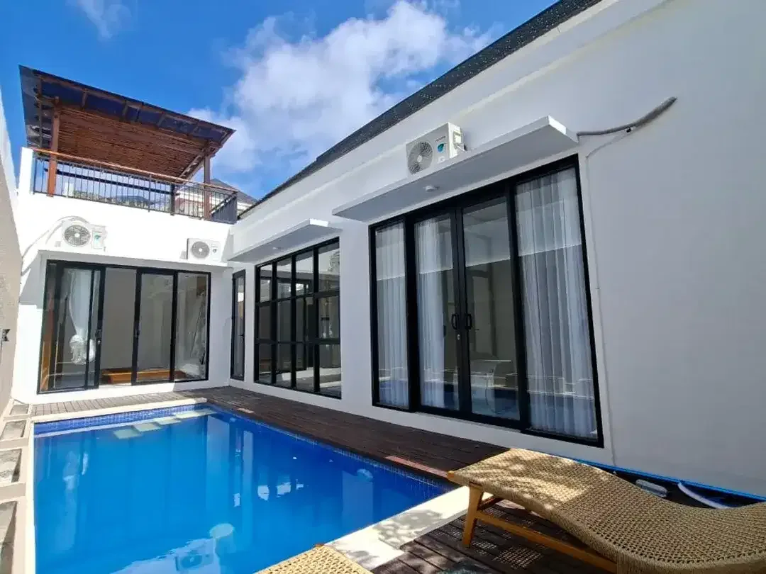 Dijual Brand New Villa Modern 2 Bedroom dengan Private Pool & Rooftop di Tunjung, Ungasan  SHM Siap Huni - Image 2 of 8