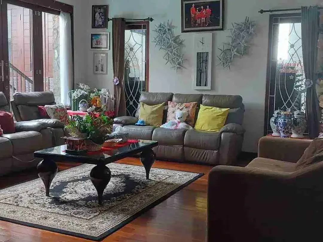 Rumah Mewah 2 Lantai Full Furnished Sentral Renon Denpasar - Image 3 of 10