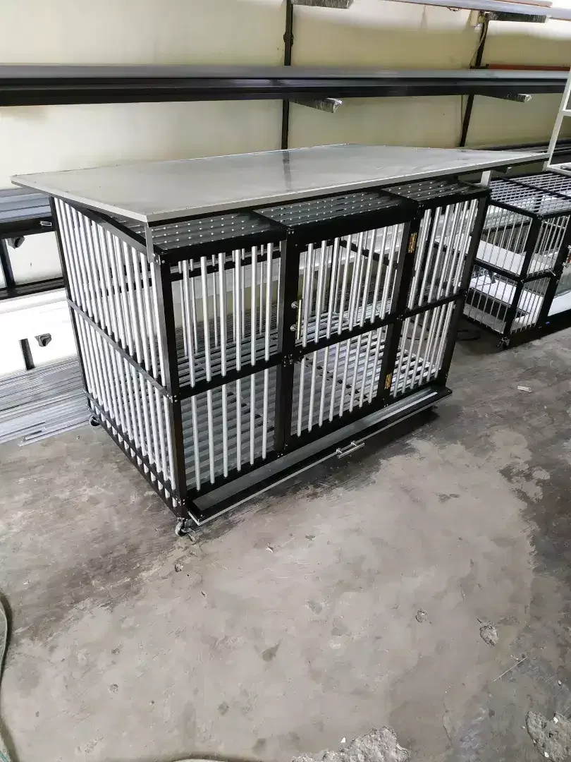 Kandang anjing alumunium - Image 2 of 4