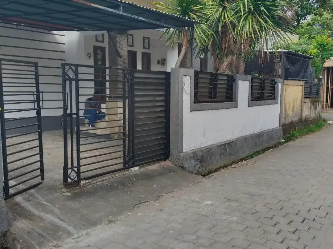 Dijual rumah minimalis lantai 1 berlokasi jalan kebo iwa utara deket pasar batu kandik Denpasar - Image 2 of 10