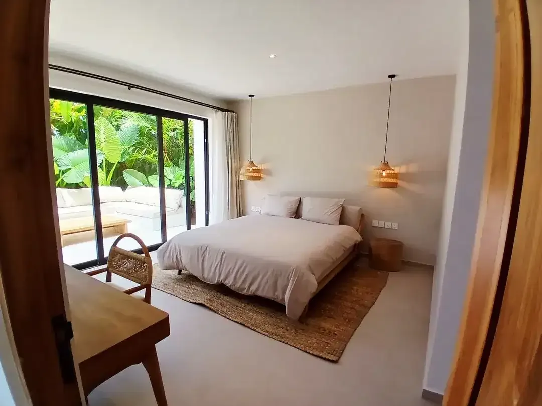 Disewakan Villa Mewah Siap Huni di Babakan Canggu dengan Desain Modern dan Lingkungan Tenang - Image 9 of 10