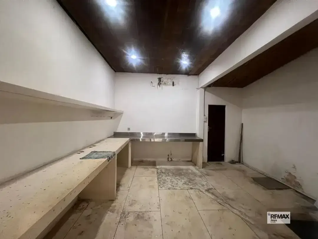 Prime Commercial Space For Rent In Padang Linjong, Canggu Area - Image 2 of 5