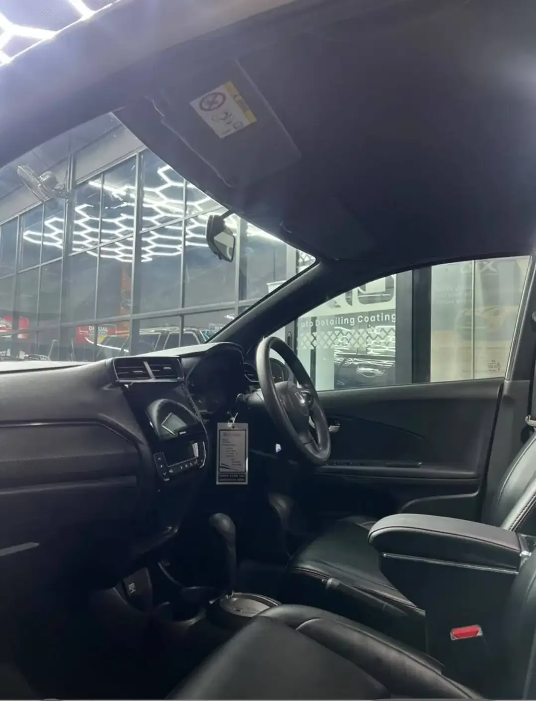 HONDA BRIO RS 2017 - Image 6 of 10