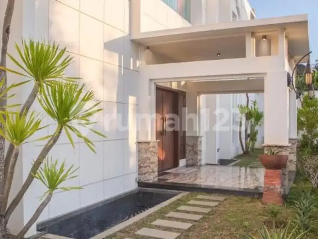 Dijual Luxury Villa Super Premium Area Pecatu Indah Resort - Image 2 of 10