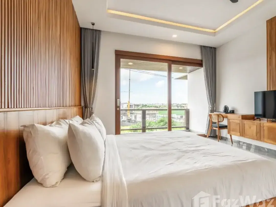 5 Bedroom Villa for sale in Batu Bolong, Bali - Image 7 of 10