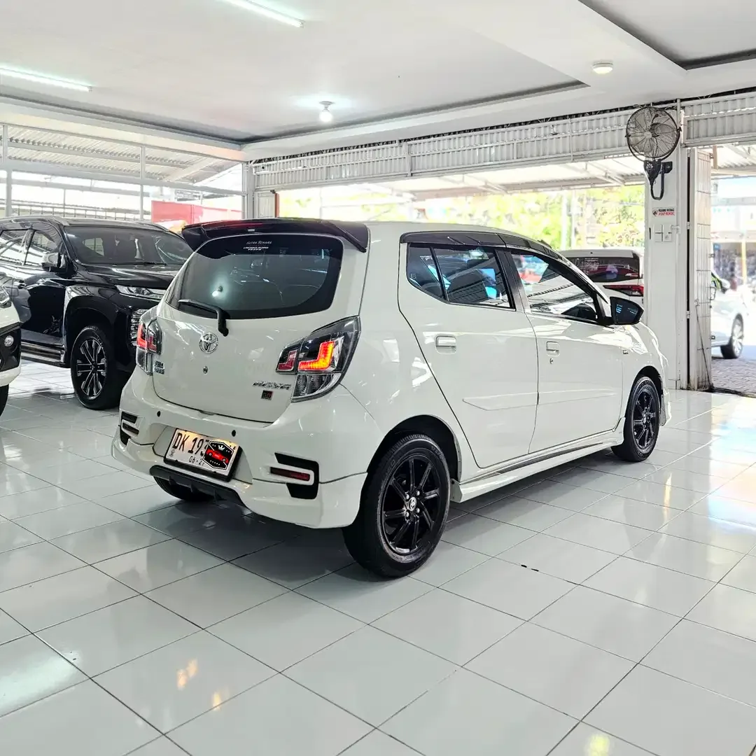 [2022] DP27jt! Agya GR Sport 1.2 matic 2022 DK LowKM bkn G TRD 2024 - Image 5 of 10