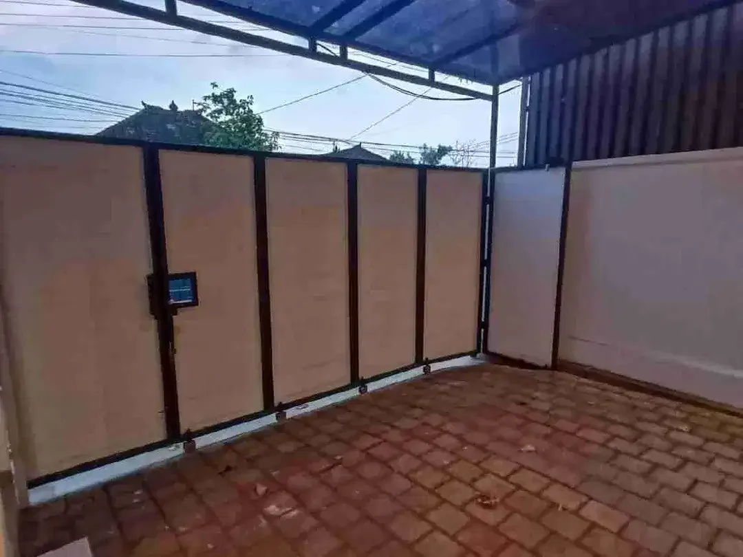 Disewakan Rumah Mewah fully furnished di Renon, Denpasar Selatan dekat Sanur & Kuta - Image 4 of 10