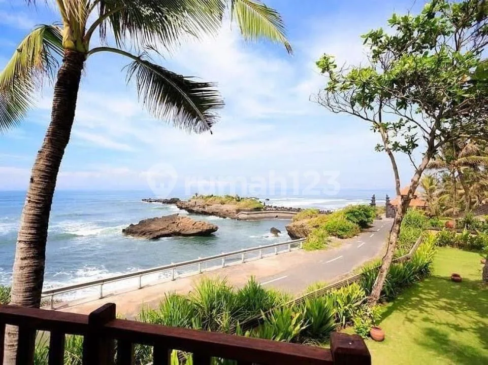 Villa 4 Unit Lahan Luas Furnish 2 Pool View Pantai Balian Tabanan - Image 3 of 4