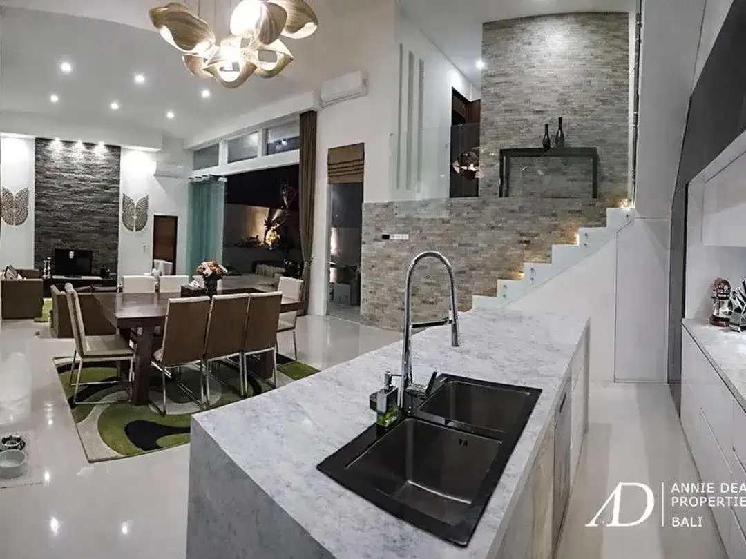 FREEHOLD | MODERN MINIMALISTIC VILLA - JIMBARAN - Image 6 of 10