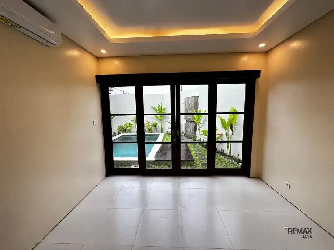 Villa 1 Lantai Dikomplek Perumahan Disewakan, di Umalas - Image 6 of 10