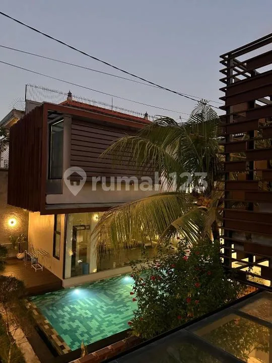 Direct Owner - Rumah Mewah Full Furnished - Pool, Gym, Billiard - Image 2 of 4
