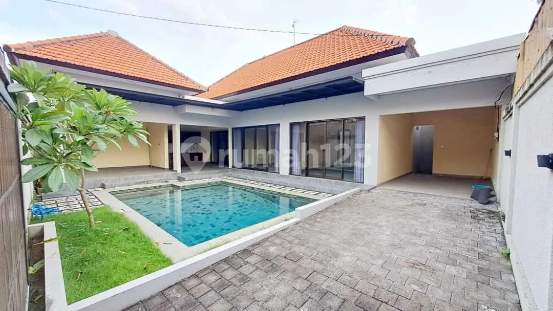 3Br Villa West Bypass Sanur Area, Yearly Rental [Sbp 1552] - Image 3 of 4