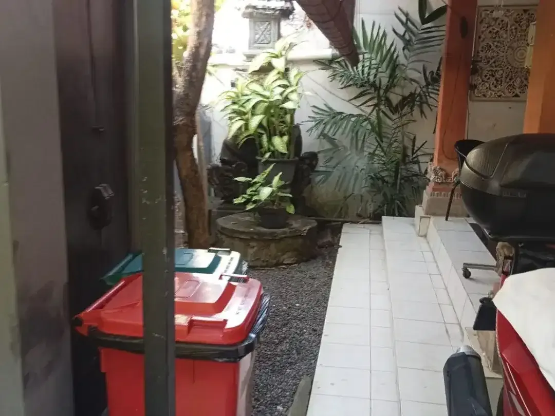 DIJUAL VILLA WITH POOL NON FURNISHED SANUR AREA - Image 8 of 10