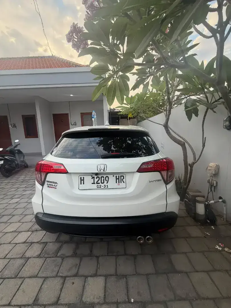 HR-V TYPE S 2016 MATIC - Image 3 of 6