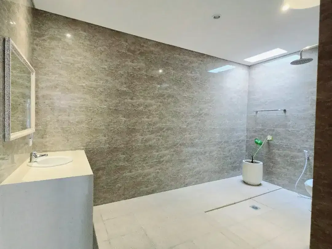 ID:H-34 Disewakan Villa Canggu Kuta Utara Bali Dekat Pererenan - Image 7 of 10