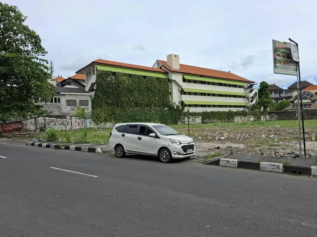 oper. kontrak. lokasi. super. strategis.  satu2 nya. - Image 2 of 10