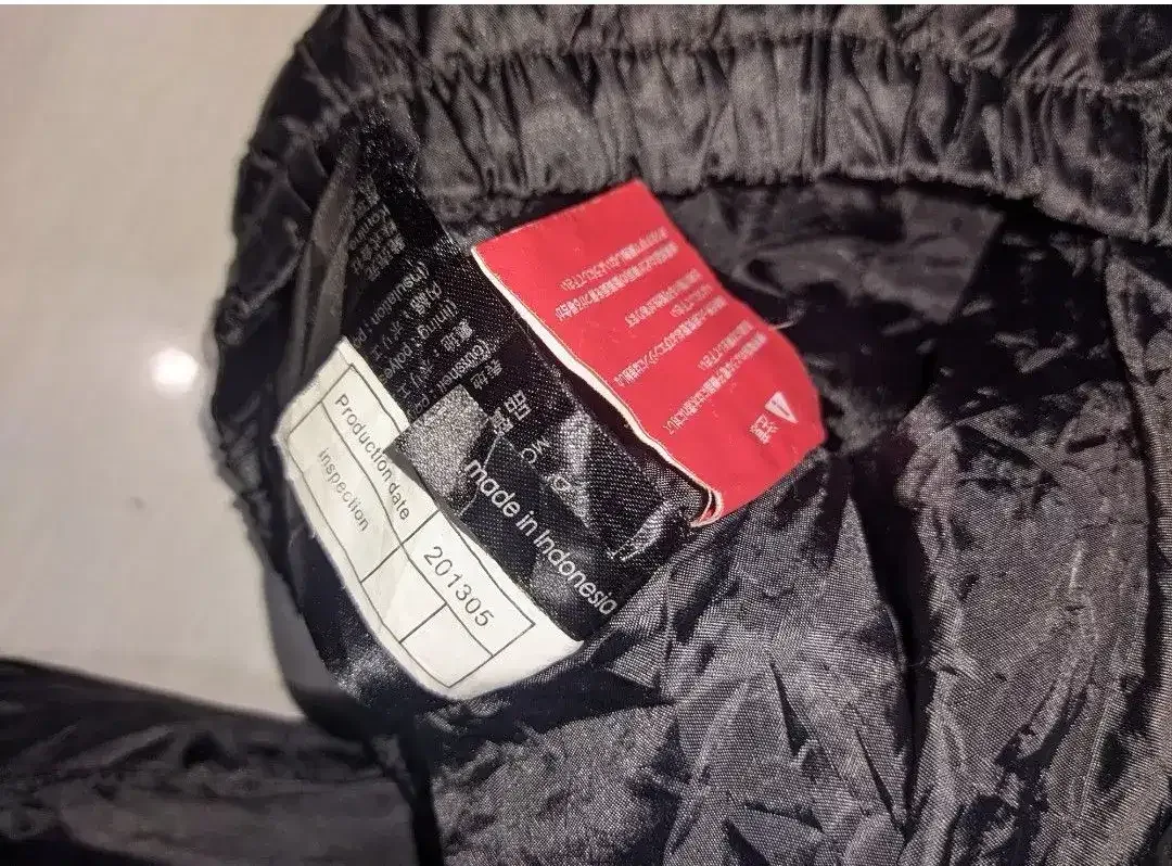 Jaket Komine original - Image 5 of 6