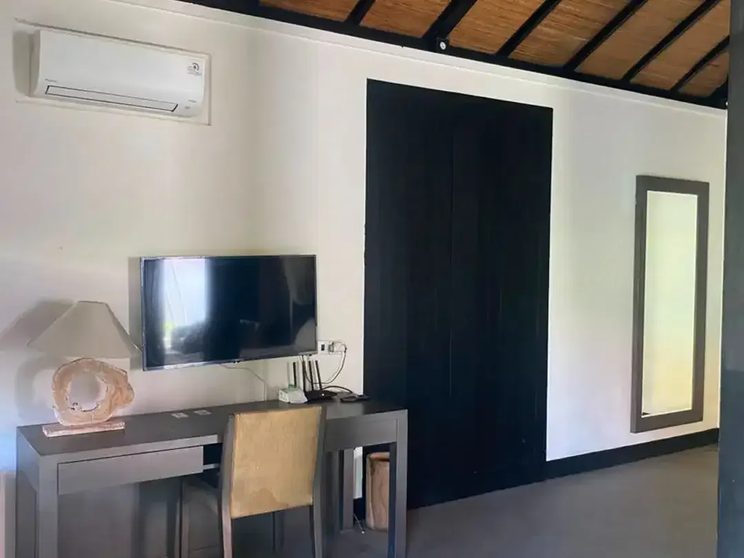 PRICE DROP  –  RARE OPPORTUNITY Exclusive 10-Villa Resort Complex for Sale Close Melasti Beach - Image 6 of 10