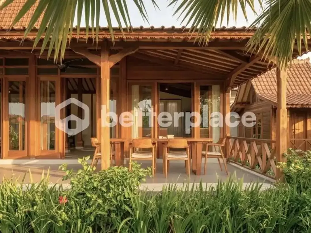 Grand Joglo Villa in Central Ubud – 3 Bedrooms with Spacious Land & Classic Balinese Elegance - Image 3 of 10