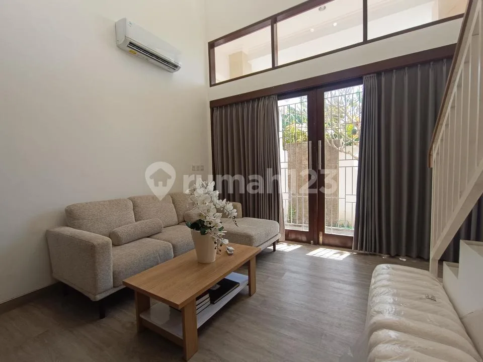 Rumah 2 Lantai Suasana Tenang dan Nyaman Renon Bali - Image 3 of 4