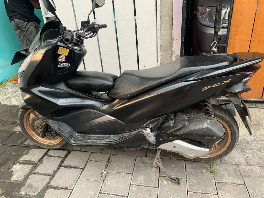 FORSALE HONDA PCX 150 ( 2020 ) - Image 1 of 5