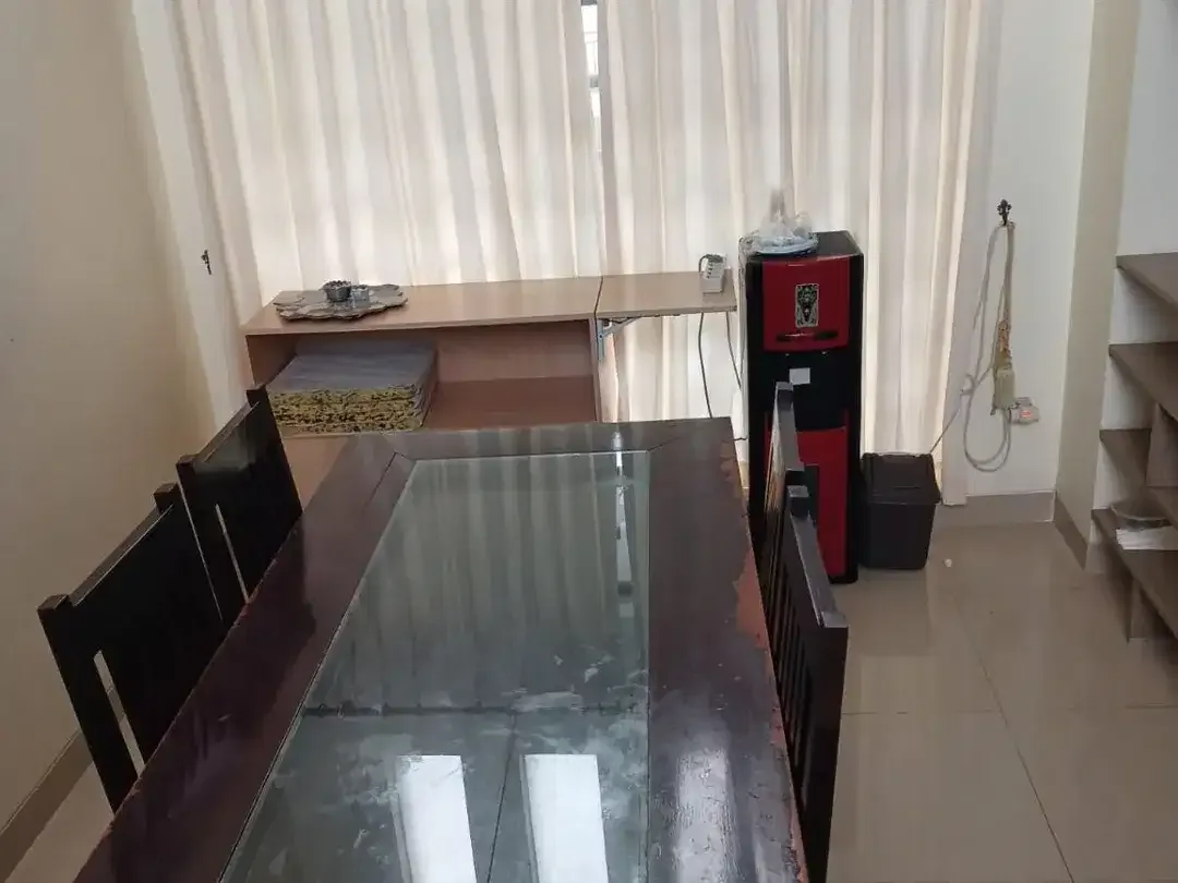 DISEWAKAN RUMAH PREMIUM RENON AREA - Image 2 of 8