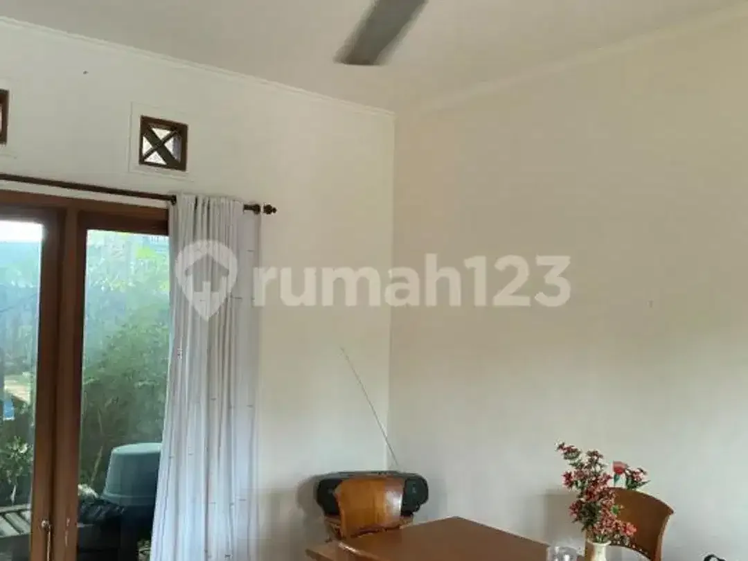 Dijual Villa 3 Lantai Full Furnished View Ocean dan Jalan Tol - Image 6 of 10