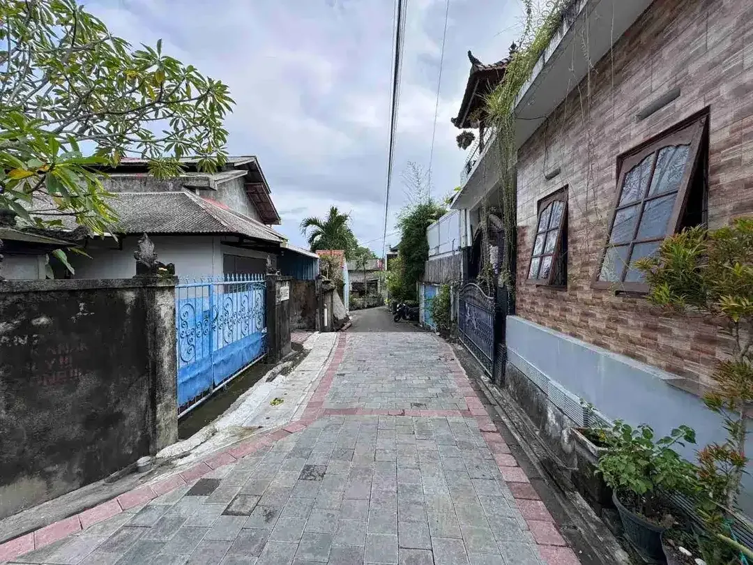 Jual Tanah luas 500m² Kerobokan Bajar Anyar Cocok di banguna koskosan. area strategis. - Image 2 of 7