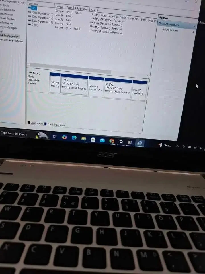Laptop Acer V3 Touchscreen Core i5 Ram 6 Gb SSD 256 Gb KONDISI MINUS - Image 6 of 8
