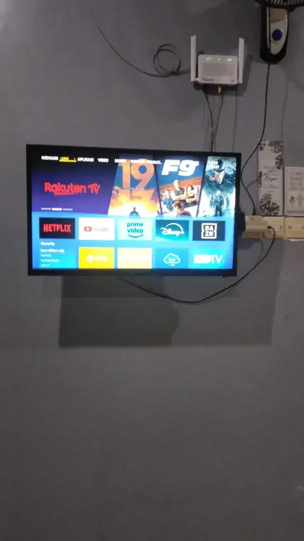 Di Jual Smart TV 32inc - Image 2 of 3