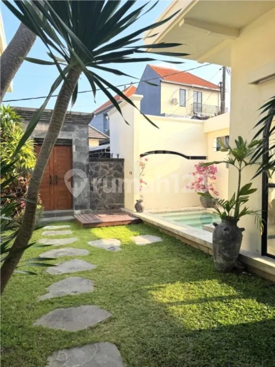 Villa For Yearly Rental Padonan Canggu - Image 1 of 4