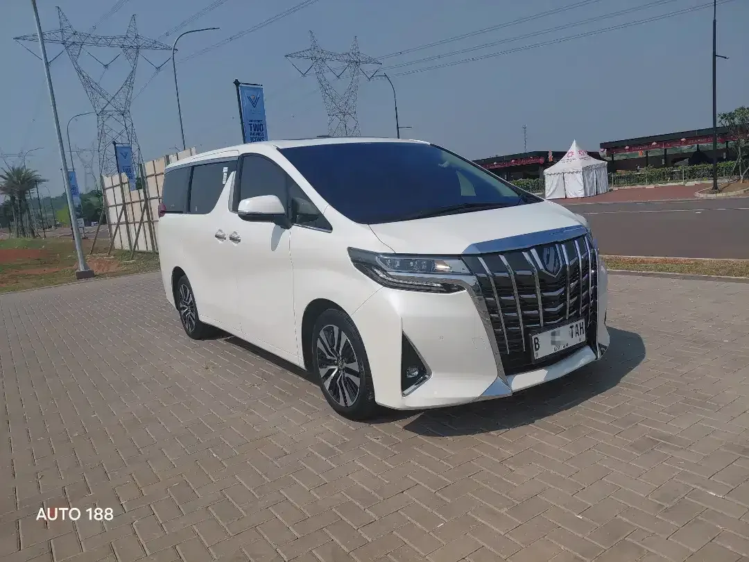 (LOW KM, SIMPANAN) TOYOTA ALPHARD G ATPM TAHUN 2023 - Image 3 of 10