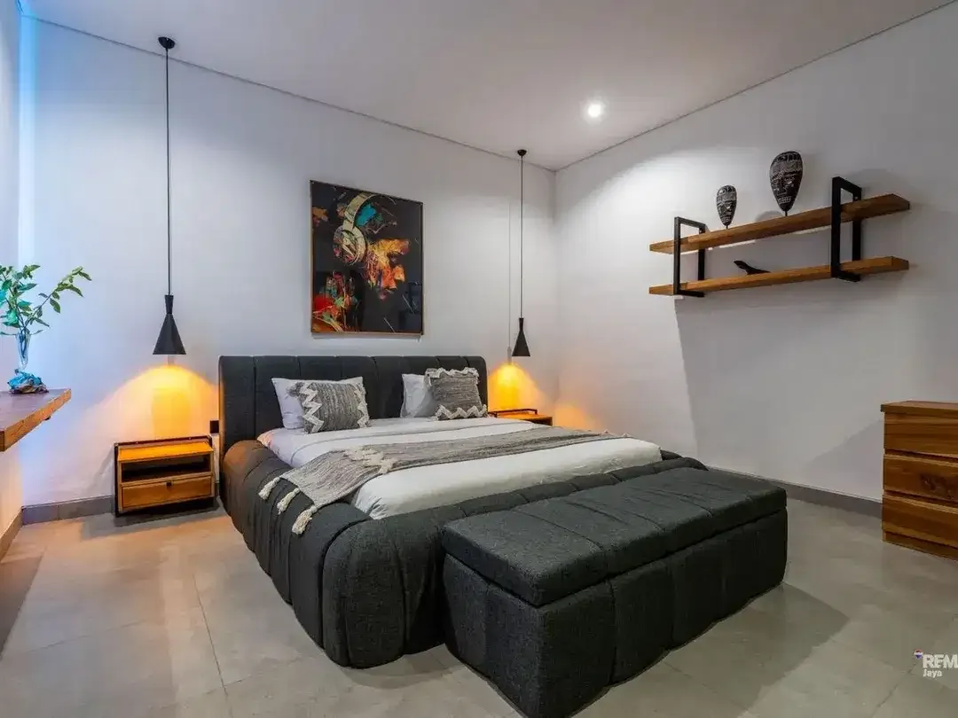 Villa Quiet,Stylish & Central, Long-Term Villa in Kerobokan, Forsale. - Image 6 of 10